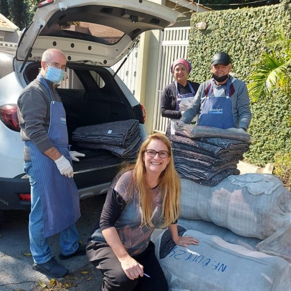 Campanha de inverno 2022: distribuição de cobertores e agasalhos.